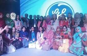 Doctors group photo at an international medical conference